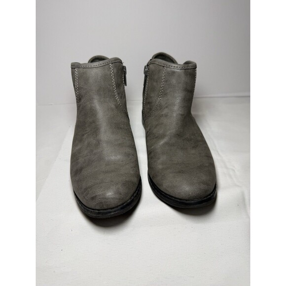 Rocket Dog Marley Heirloom Gray Ankle Boots Size 6.5 Faux Suede Buckle Detail - Picture 2 of 7